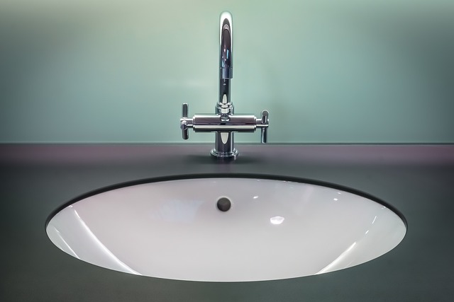 Nytænk dit badeværelse med Jotuns revolutionerende vådrumsspartelteknologi
