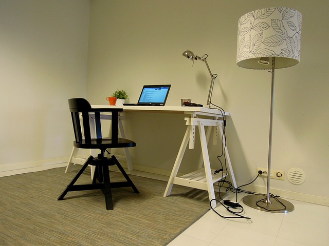 Giv dit kontor et nyt liv med et trendy og funktionelt underlag til din kontorstol